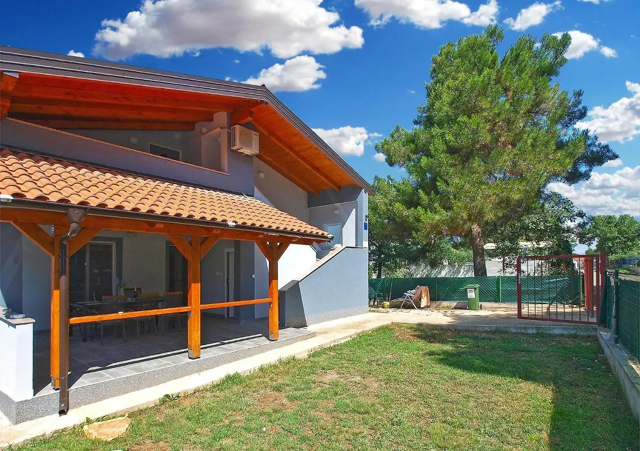 Casa vacanze Villa Family Friendly House With A Swimming Pool Peroj, Fazana - 20754 Vodnjan Croazia